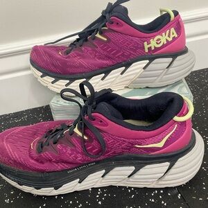 Hoka Women's Gaviota 4 Fuchsia and Navy Athletic Shoes Size 8.5 B